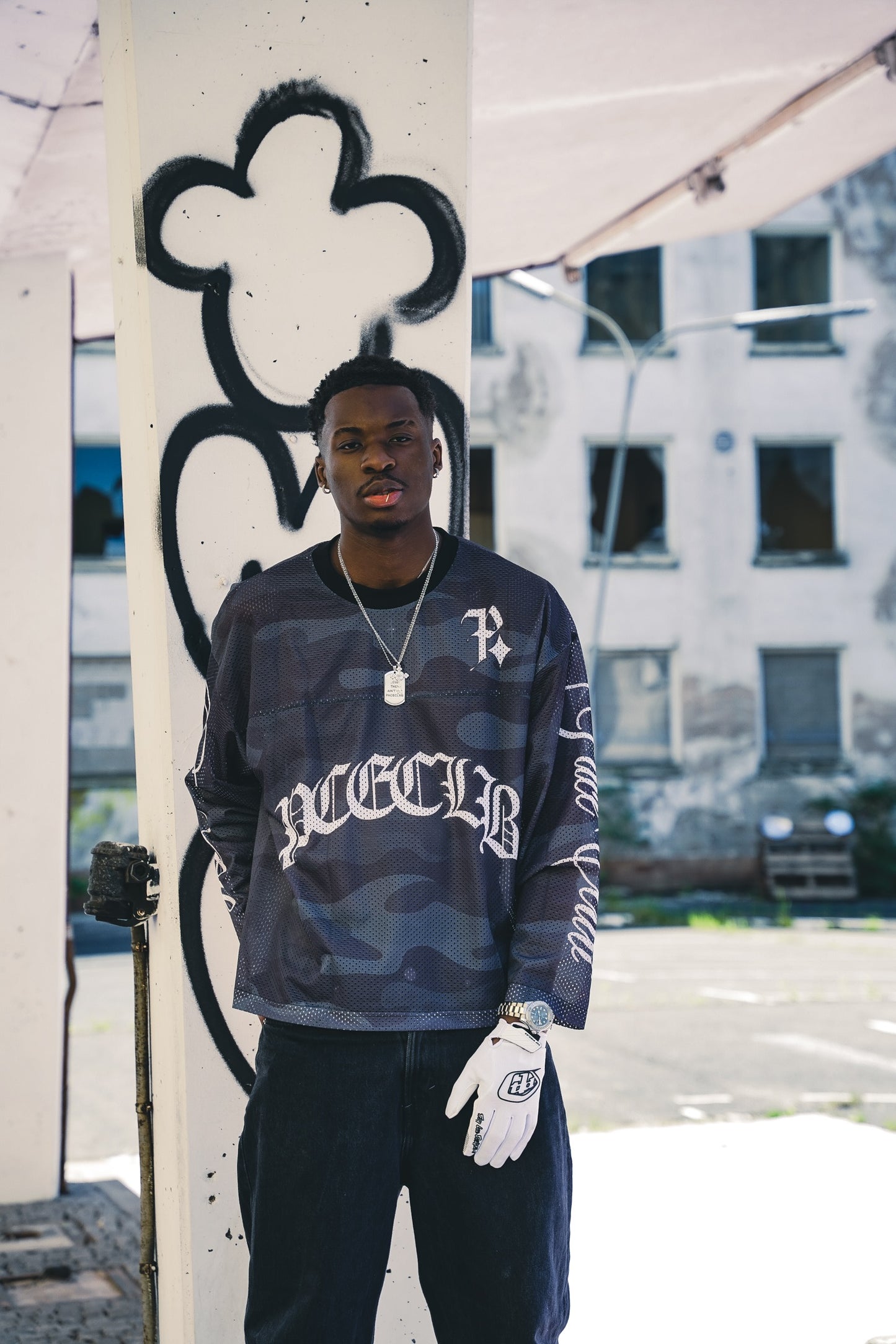 BLACK MESH JERSEY